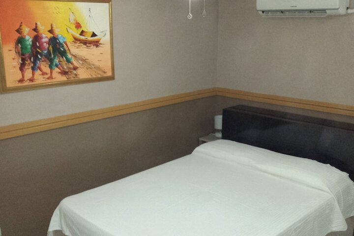 Room 21 of 51