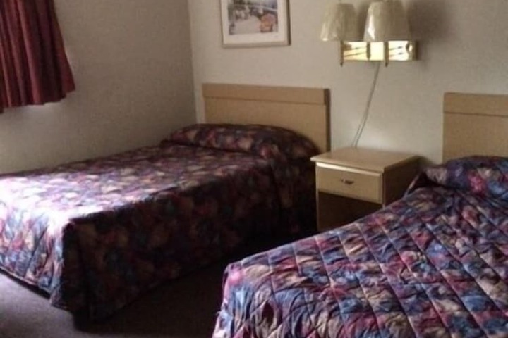 Room 8 of 53