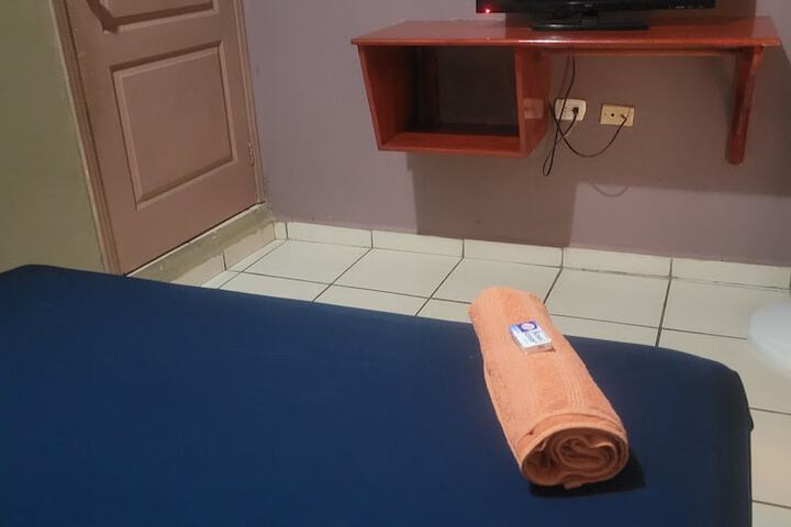 Room 11 of 23