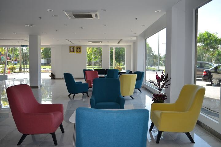Guest Lobby