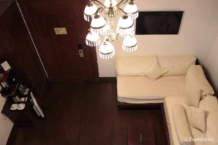 Room 46 of 131
