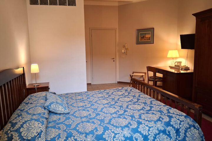 Room 26 of 72