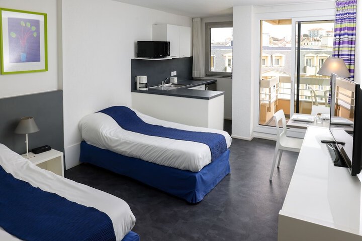 Room 20 of 47