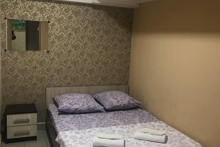 Room 9 of 29