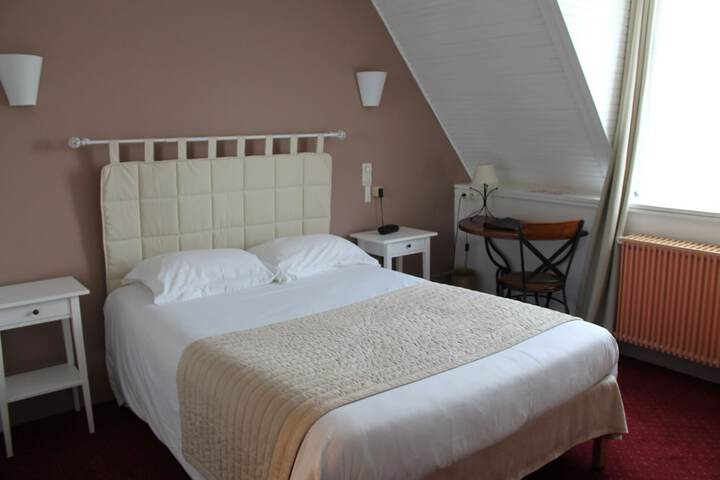 Room 13 of 46