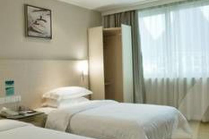 Room 21 of 41