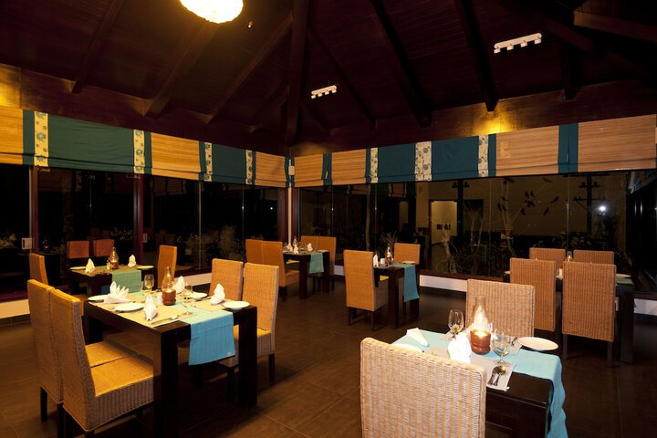 Dining Photos