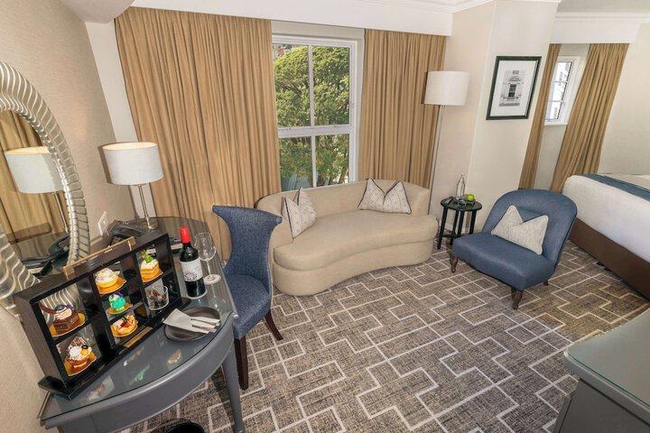 Room 21 of 61