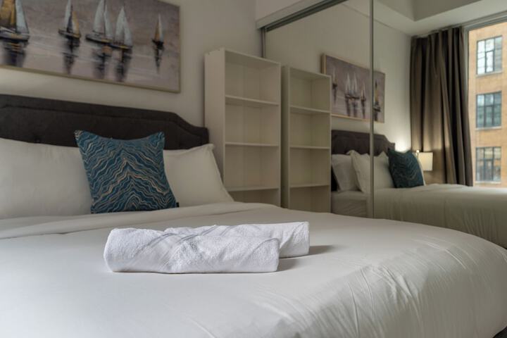 Room 1 of 24
