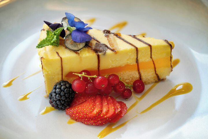 Dining 66 of 135