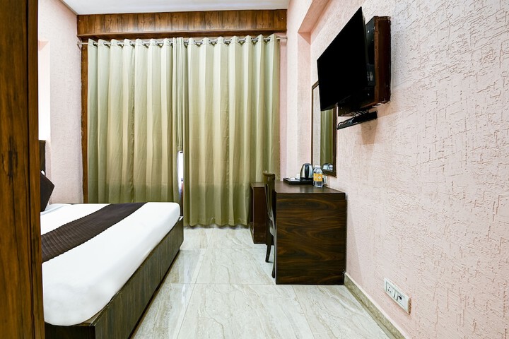 Room 52 of 130
