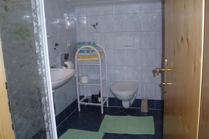 Room 12 of 13