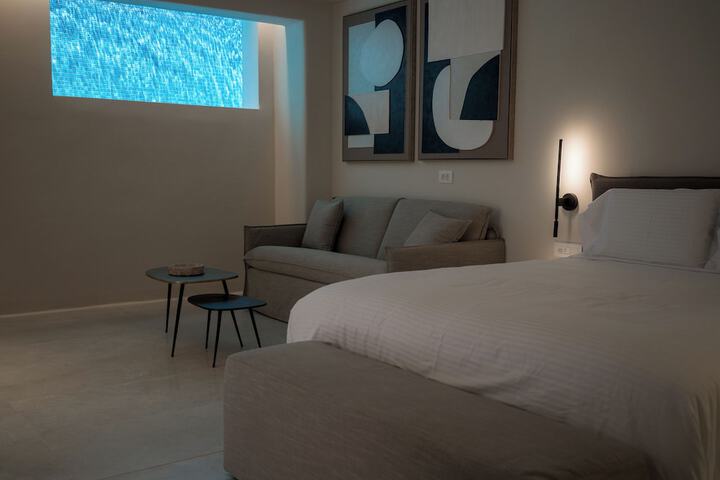 Room 14 of 44