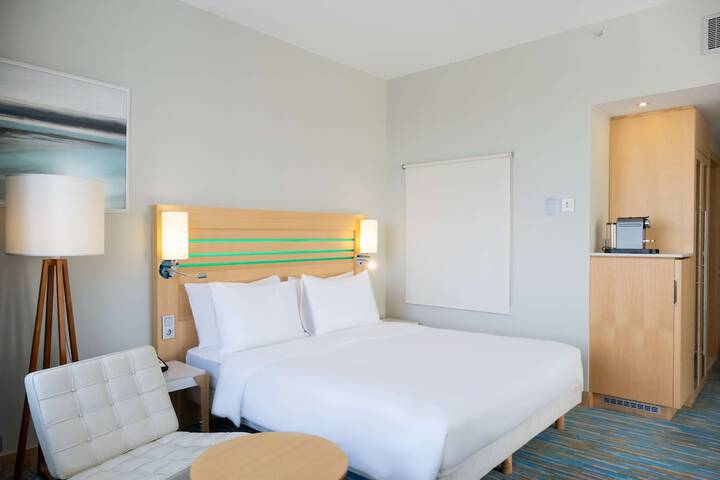 Room 38 of 160