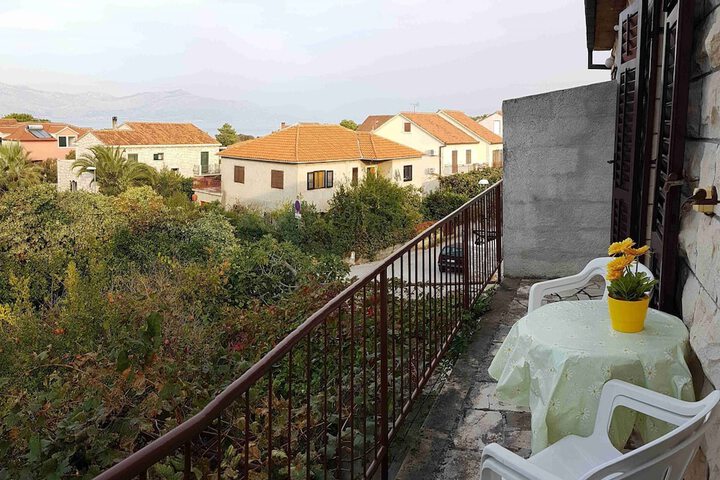 Domed Close to the sea & Comfortable A1