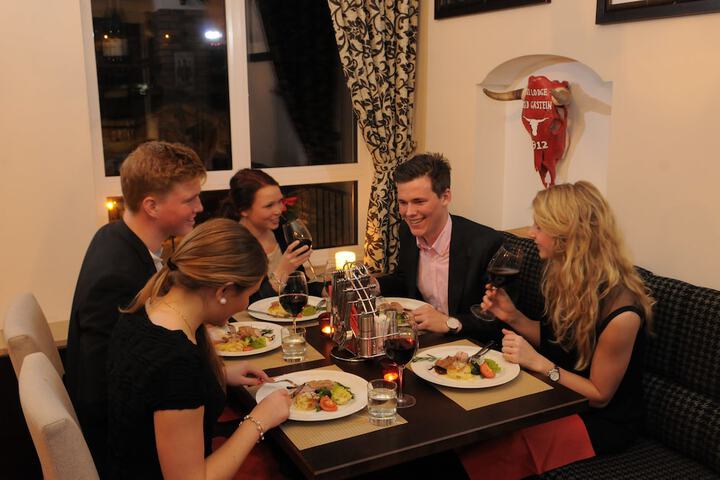 Dining Photos
