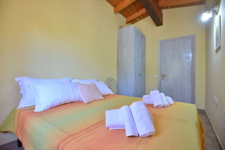 Room 5 of 19