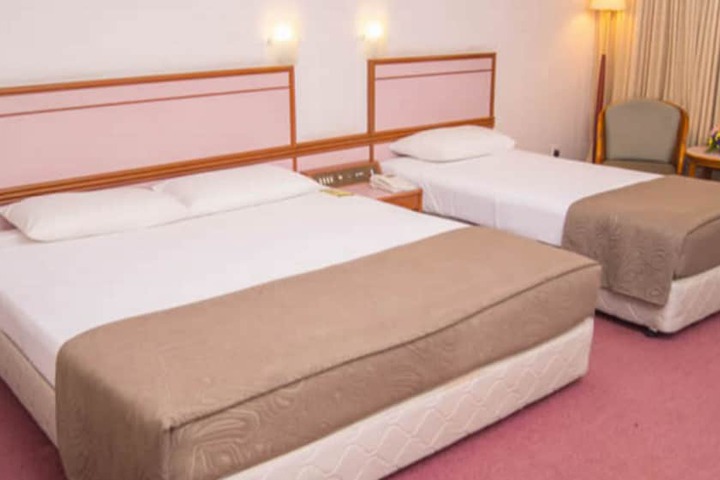 Room 8 of 47