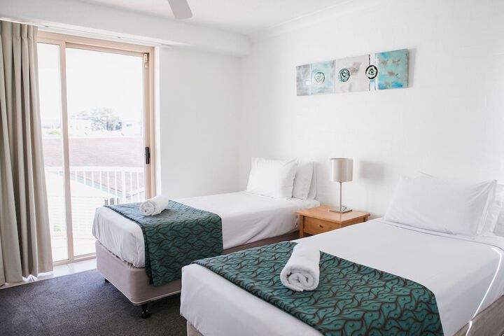 Room 16 of 178