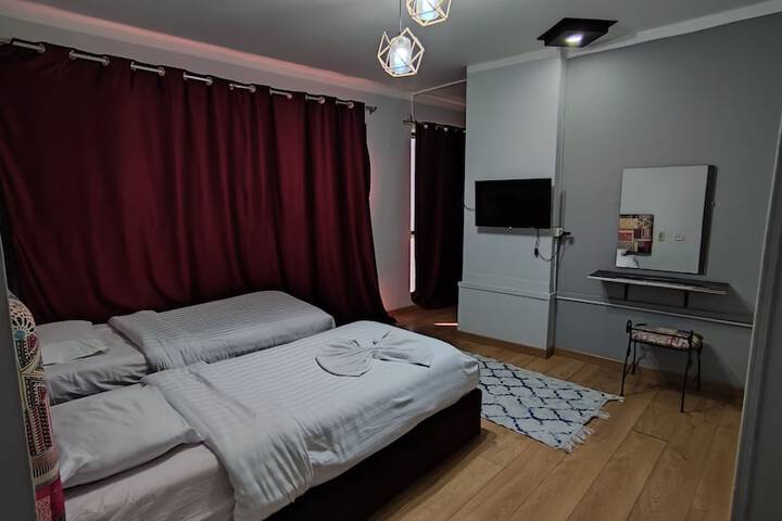 Room 12 of 46