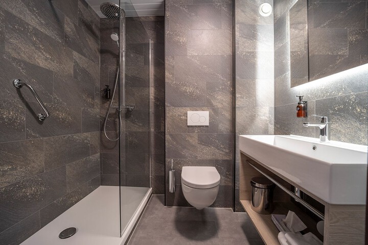 Bath Photo
