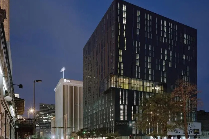 Exterior of Oakwood at 930 Poydras