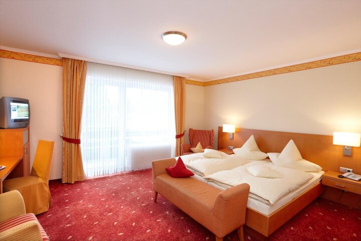 Room 19 of 65