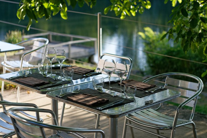 Dining 67 of 78