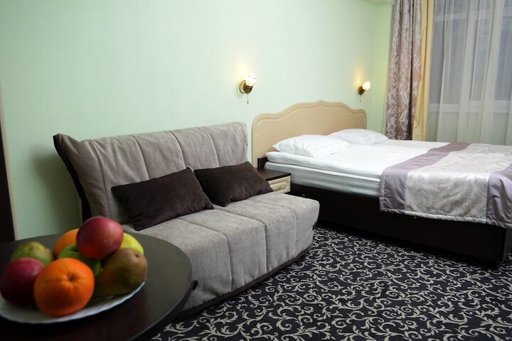 Room 3 of 25