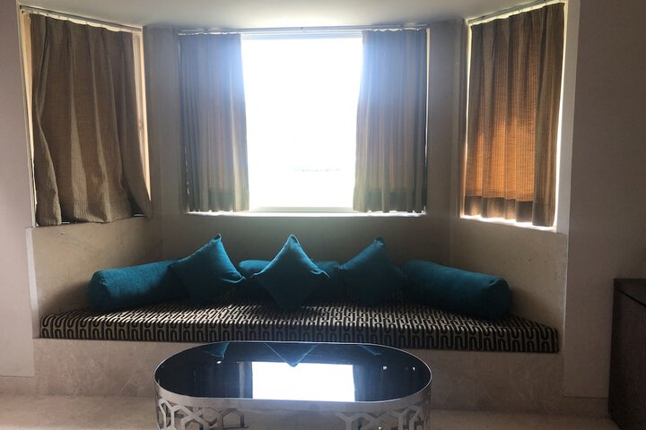 Room 16 of 61