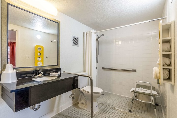1 Queen Bed ADA Accessible Roll in Shower (3 of 34)