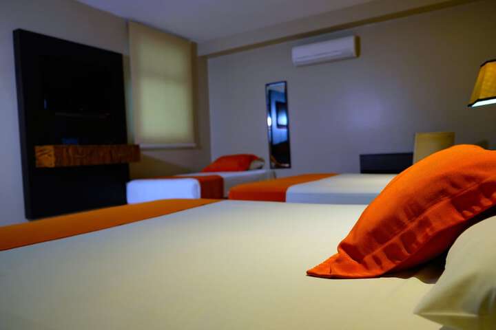 Room 5 of 34