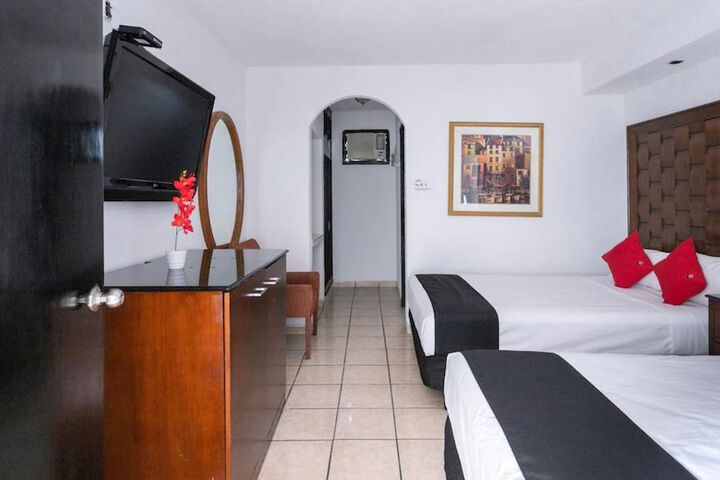 Room 10 of 30