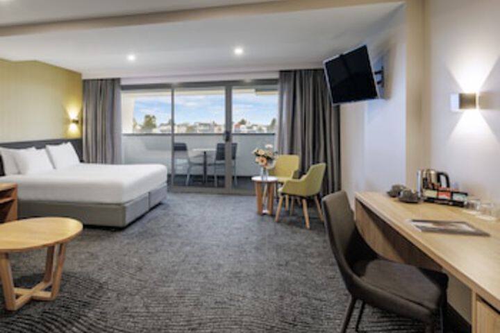 Room 28 of 201