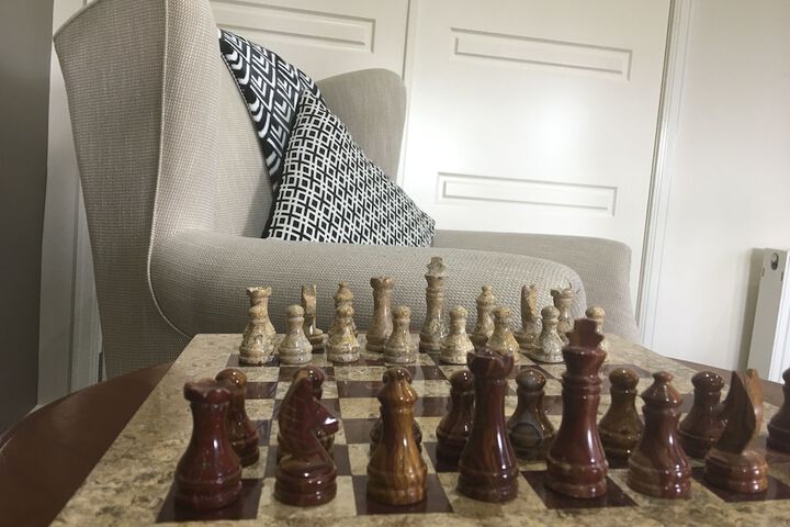 Room 12 of 87