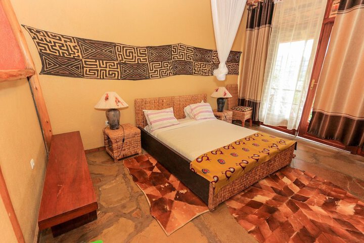 Room 5 of 36