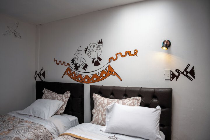 Room 47 of 182