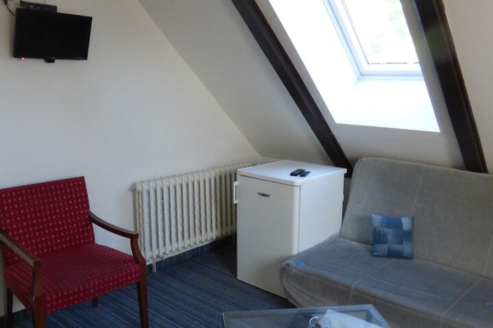 Room 34 of 75