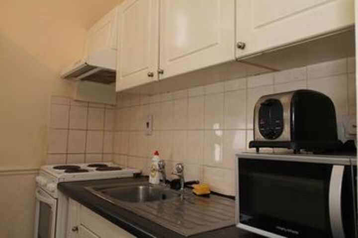 Room 14 of 21