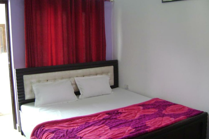 Room 5 of 29
