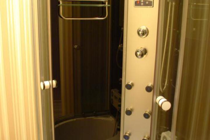 Photo 8