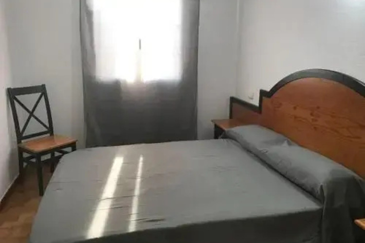 Room 3 of 13