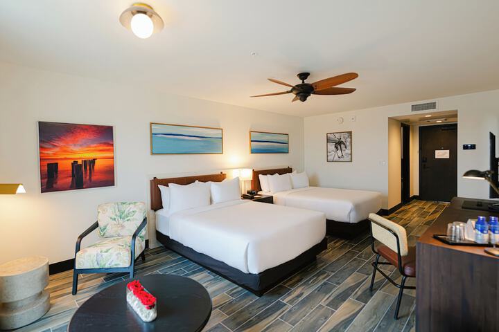 Room 11 of 40