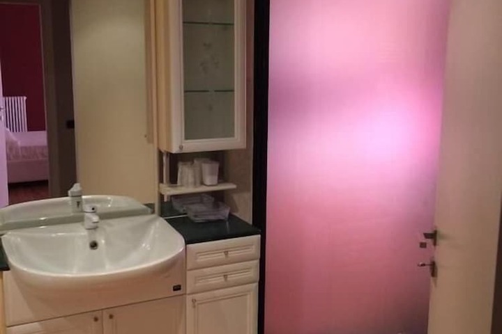 Room 19 of 34