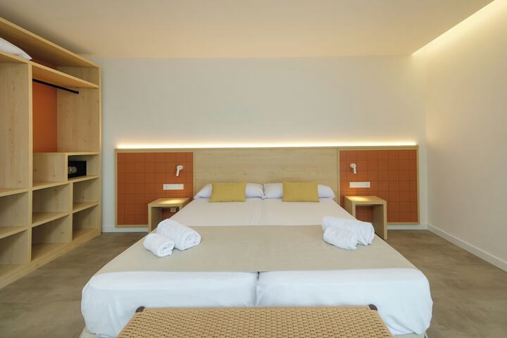 Room 16 of 94