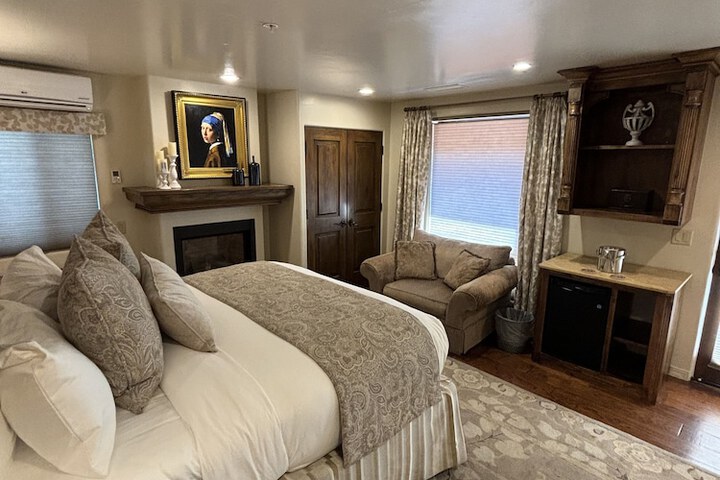 Room 49 of 285