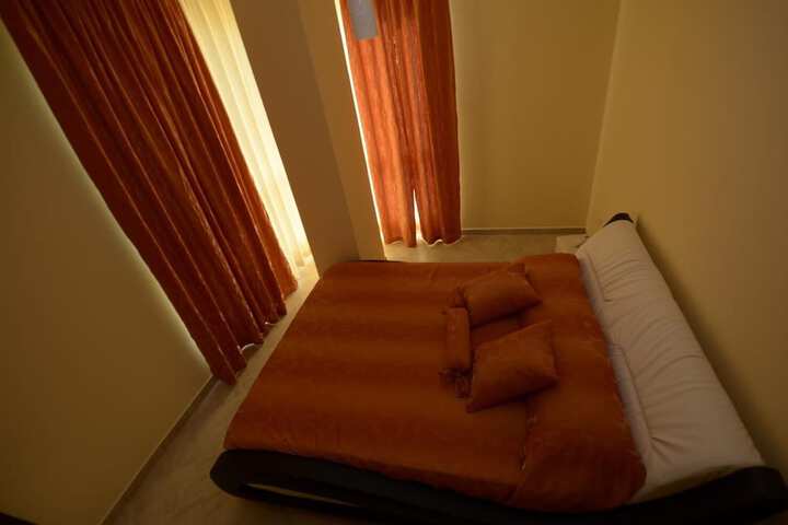 Room 38 of 87