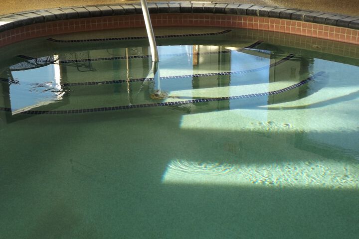 Pool 16 of 39