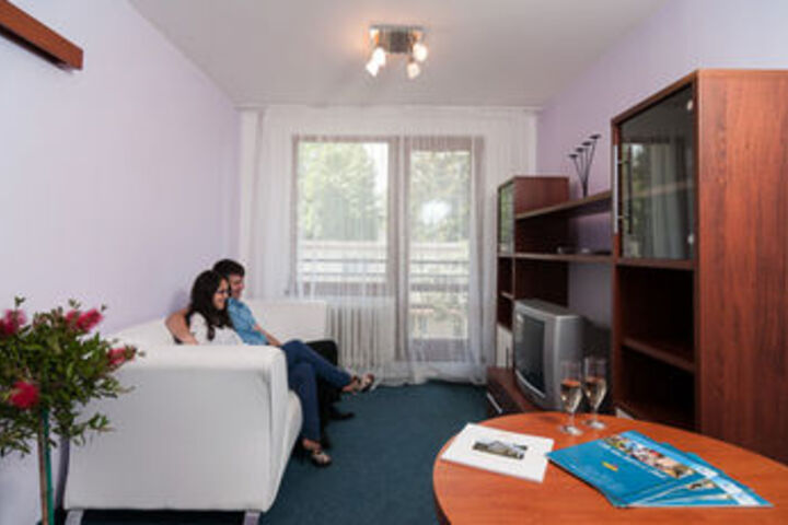 Room 42 of 57