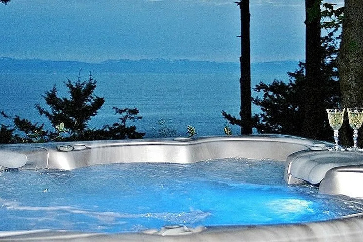 Pool 13 of 22